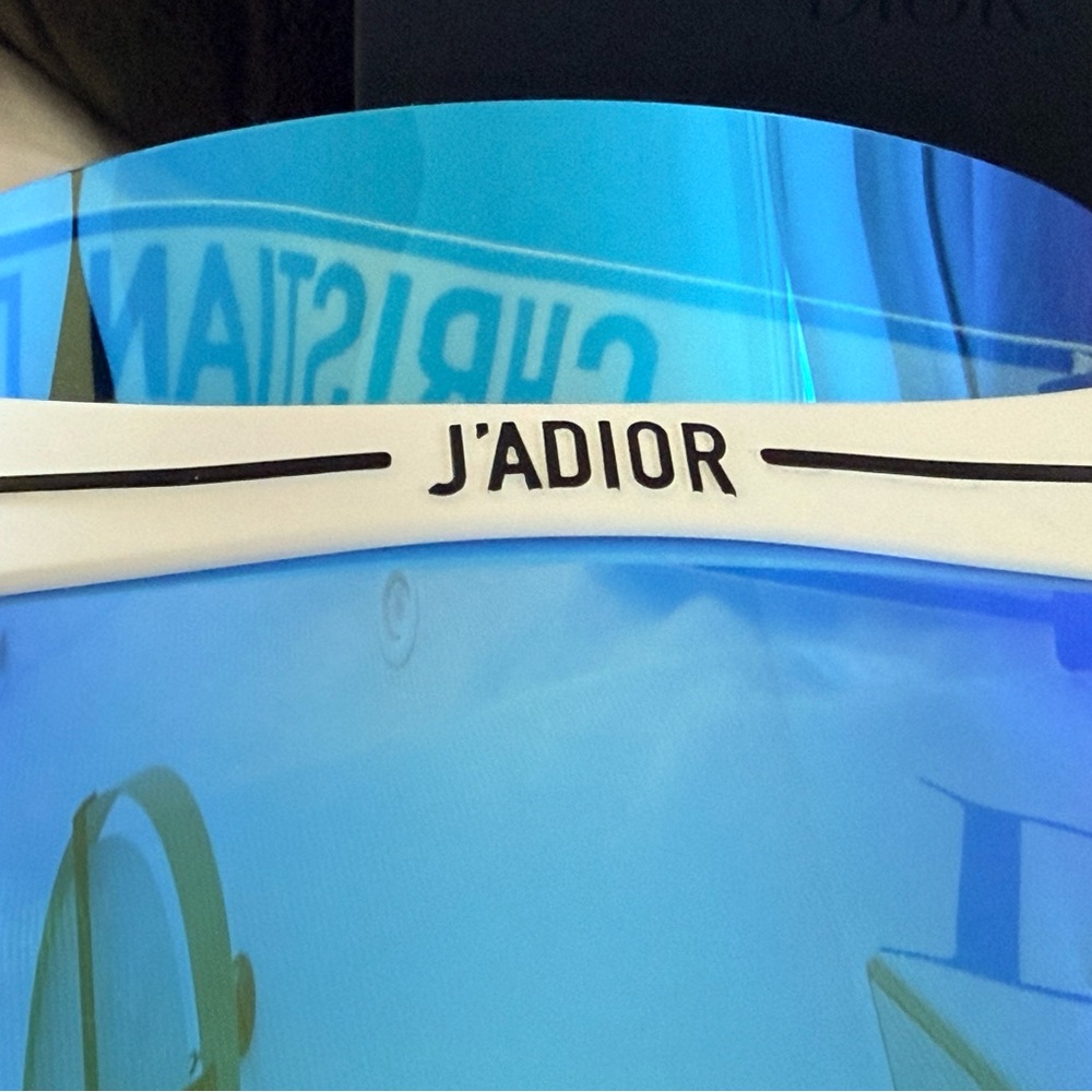 Dior J'ADIOR Diorclub1 Blue & white Mirrored Visor - Picture 2 of 9